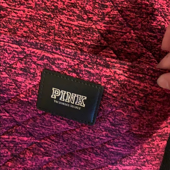 PINK large duffle bag - Picture 3 of 4